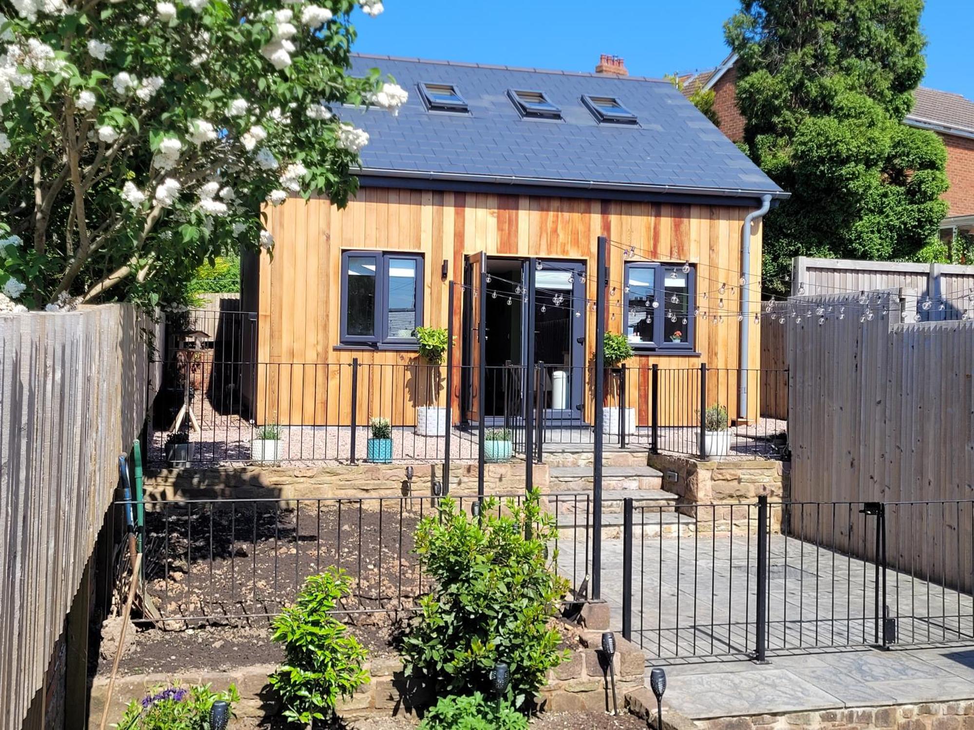 Forest Cedar Lodge, Forest Of Dean Cinderford Екстериор снимка
